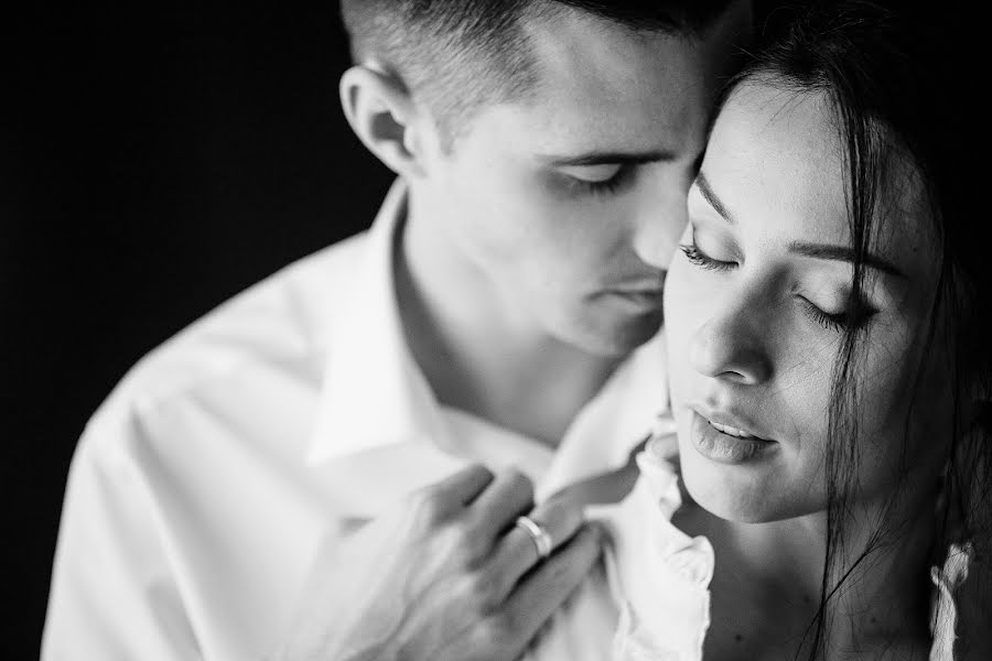 Photographe de mariage Alena Kondratenko (alenafoto). Photo du 4 avril 2020