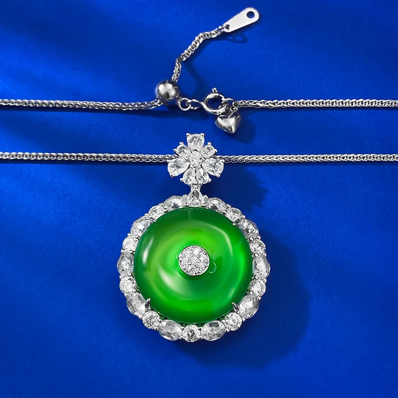 Title 2, Zilveren Emerald King Green Peace gespketting. ...
