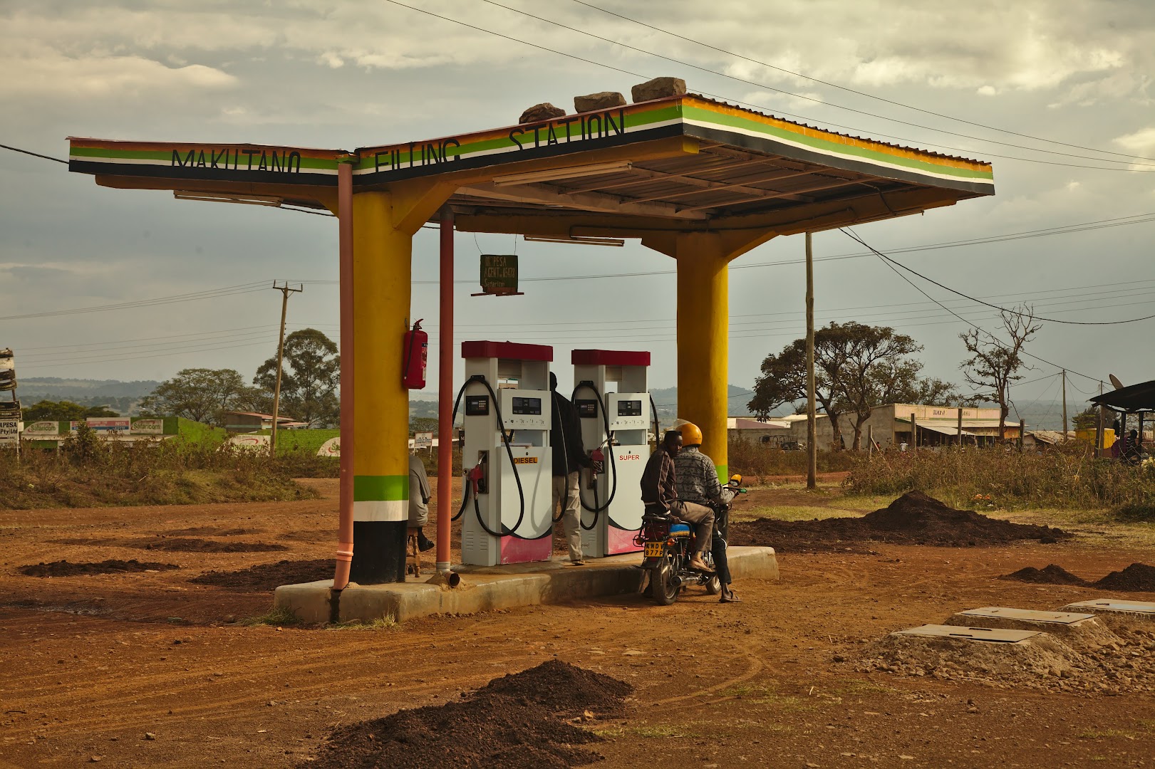 A civilized petrol station