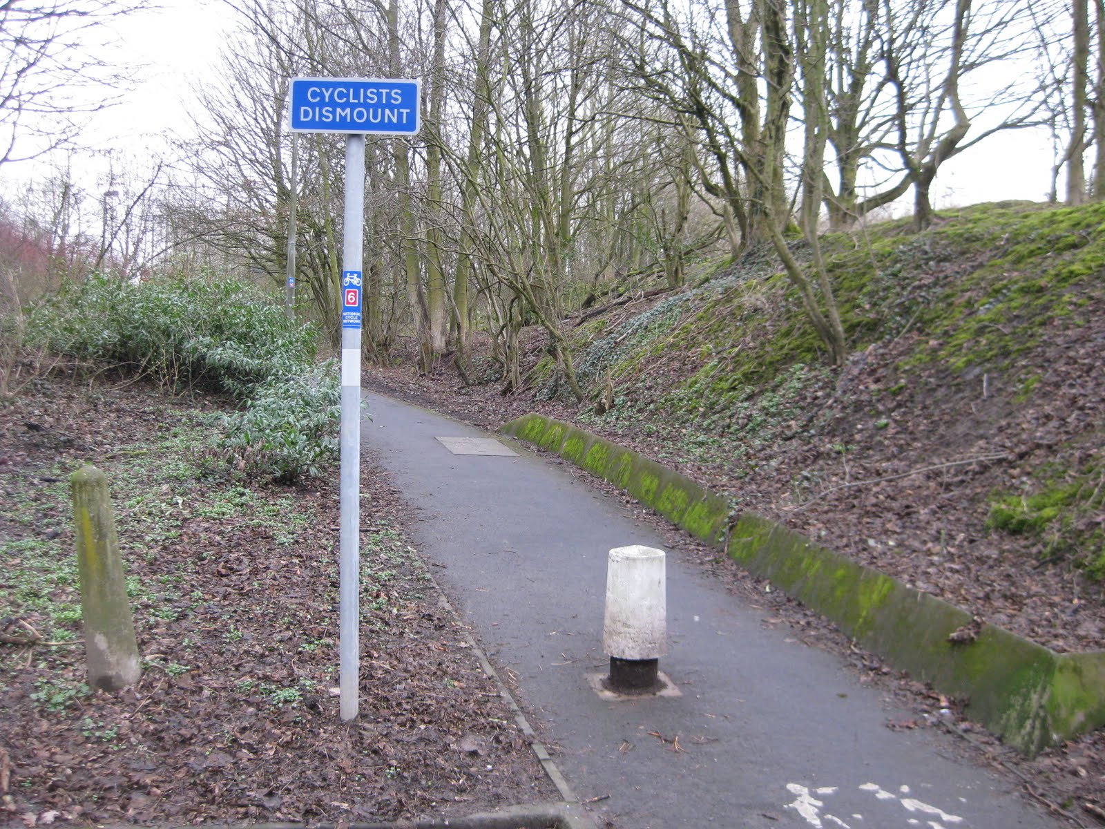 Always the "Cyclist Dismount" sign - usually ignored