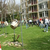 Ronde Tafel en Speeltuin - kd 122