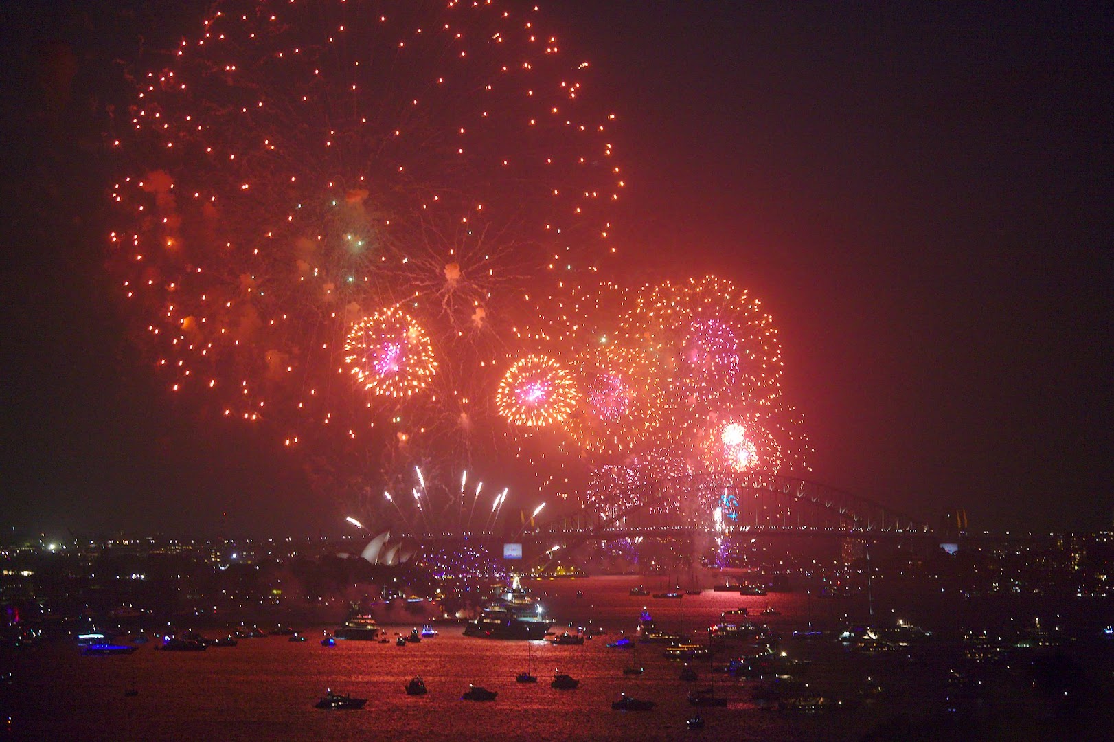 Sydney NYE 2015 fireworks, family edition at 9pm