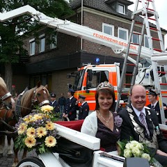 2011 Kirchgang, Ausholung...