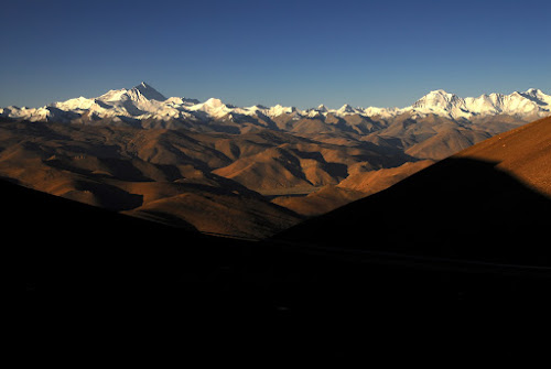 201105 Himalayas Tibet - Mount Everest and neighbours; May, 2011; China, Tibet, near Tingri