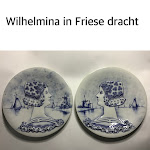 DenRon Collections Album Nr 48 : Wilhelmina in Klederdracht / Wilhelmina in Dutch National Costume