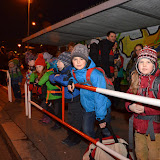 Čekáme na autobus, už měl dávno jet, ale kde nic, tu nic... Nakonec však přijel, i jsme stihli v České Lípě přestoupit na autobus, který měl být už 23 minut pryč, ale počkal na nás. (Po drobné telefonické intervenci na dispečinku ČSAD Česká Lípa.)