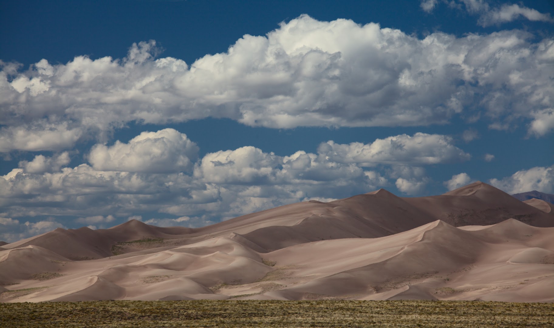 Approaching Great Sand Dunes NP