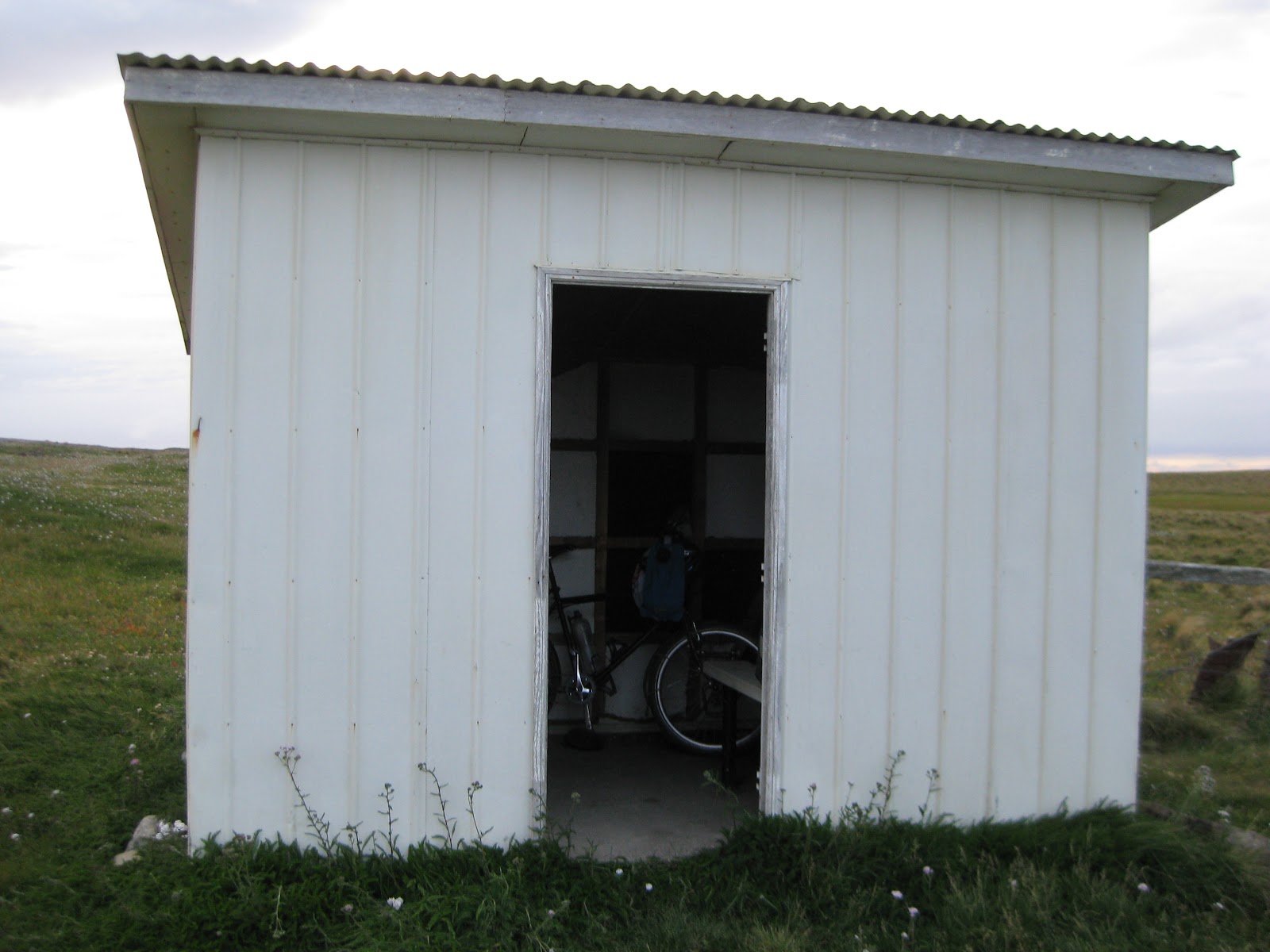 The hut I sheltered in/beside