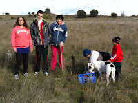 María, Adrián, Gelu, Asier y su padre