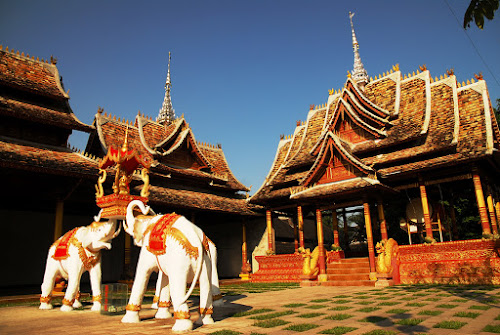 B3_DSC_0097 - Dai Minority Temple; November, 2009; China, Yunnan, Xishuangbanna