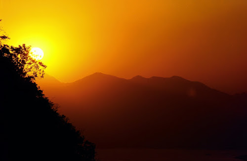 35420002 - Sunset over Lantau; Autumn, 1993; Hong Kong, The Peak