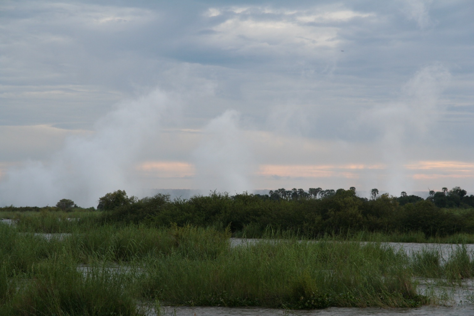 Victoria Falls aka Mosi-oa-Tunya - the smoke that  thunders