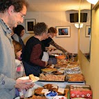 Buffet délicieux avec des mets salés et d'onctueuses mousses au chocolat!