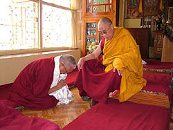 While in Dharamsala, Rinpoche met with His Holiness the Dalai Lama March 2005.