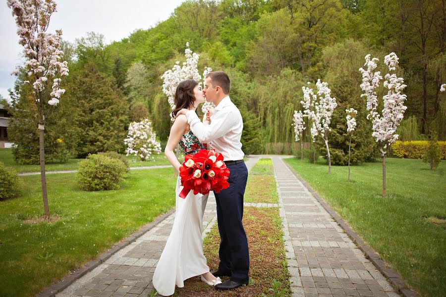 Wedding photographer Elena Turovskaya (polenka). Photo of 5 May 2016