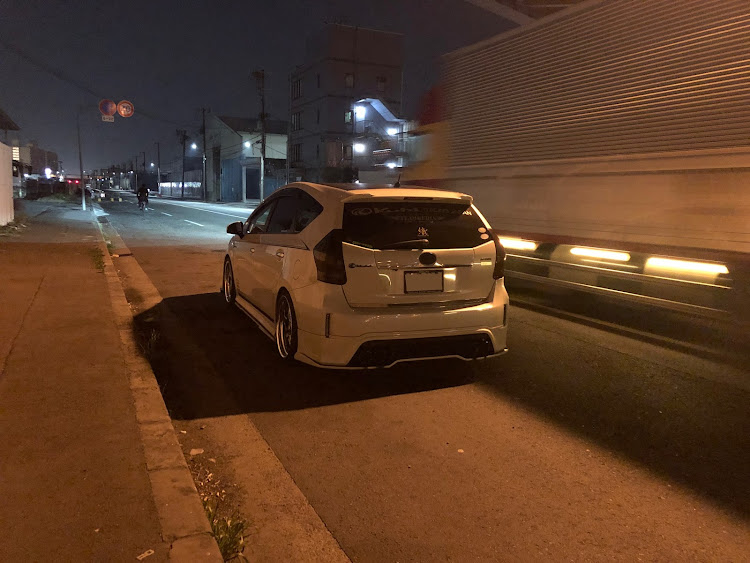 プリウスαの久しぶりの副業2・ナイトモード欲しい・低そうにも見えない低くない車・MTのお知らせ・徳島県に関するカスタム事例の投稿画像3枚目