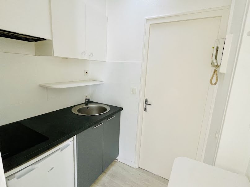 Location  appartement 1 pièce 15.42 m² à Amiens (80000), 375 €