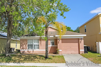 Orlando vacation villa, Davenport community, close to Disney, private pool and spa, lake view