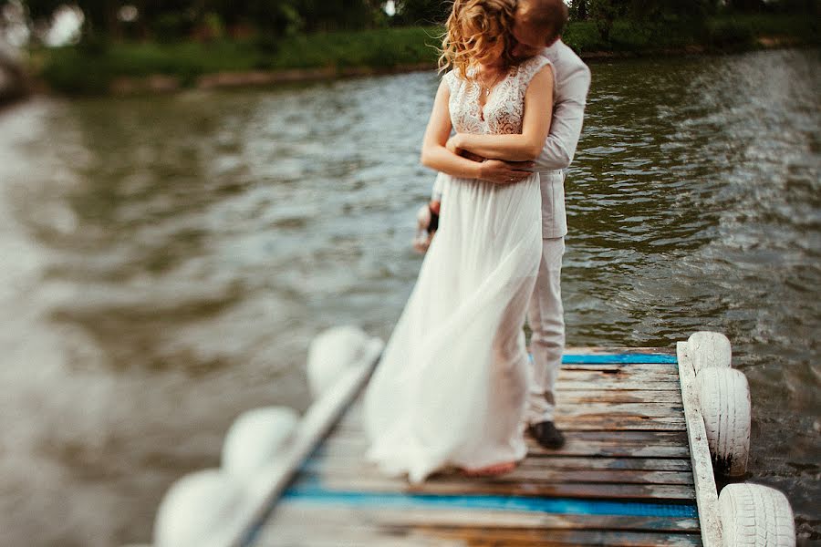 Wedding photographer Oksana Zakharchuk (youllow). Photo of 5 June 2014