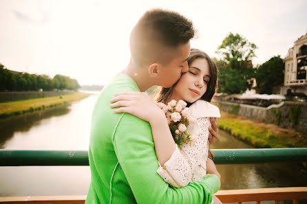 Fotógrafo de casamento Lyudmila Antalovci (dreamon). Foto de 11 de julho 2015