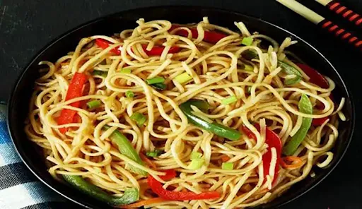 Chicken Hakka Noodles