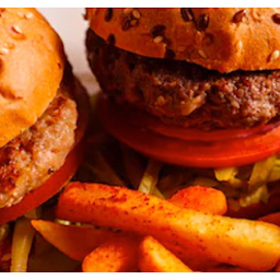 Kids Mini Burgers with Lettuce, Tomato & Pickles