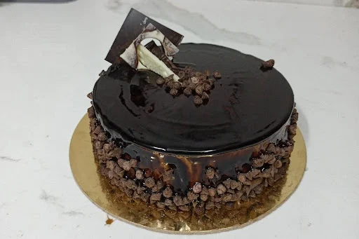 Choco Chips Cake