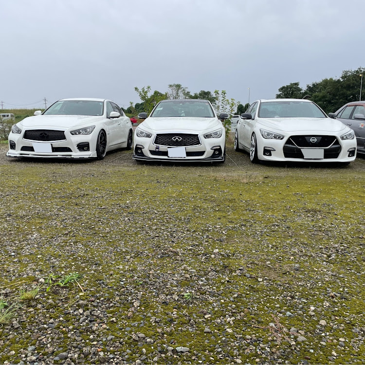 スカイラインのFUGAWith37SKYLINE全国MT・V37スカイライン・木曽三川公園かさだ広場に関するカスタム事例の投稿画像4枚目