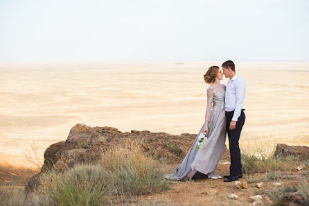 Fotografo di matrimoni Ekaterina Zubkova (katezubkova). Foto del 2 agosto 2017