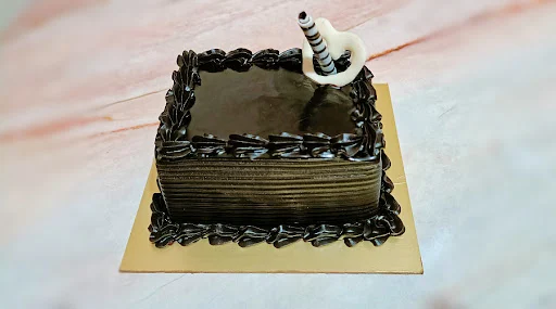 Chocolate Truffle Couple Cake [250 Gms ]