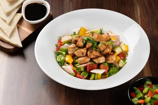 Lebanese Fattoush Salad (Chicken)