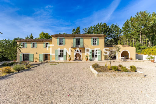 House with pool and terrace 2