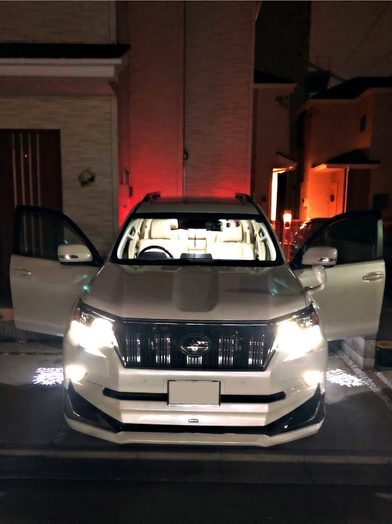 ランドクルーザープラドの#正面写真に関するカスタム事例の投稿画像1枚目