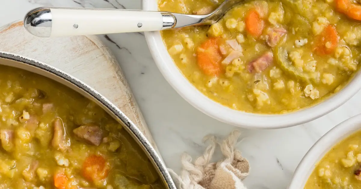 Easy Vegan Split Pea Soup - Oh My Veggies