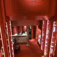 雅痞Art Reading Cafe (雅痞書店)