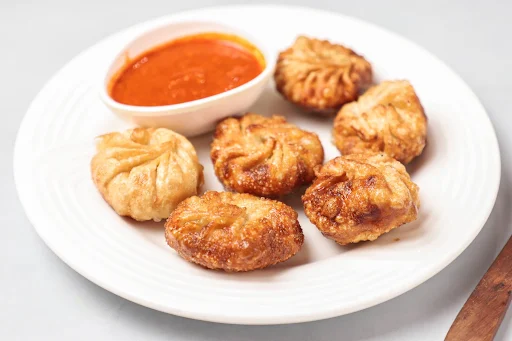 Veg Fried Momos [6 Pieces]