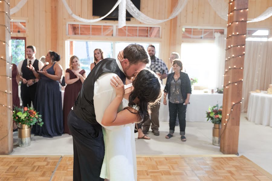 Wedding photographer William Larsen (u4p2825). Photo of 15 May 2020