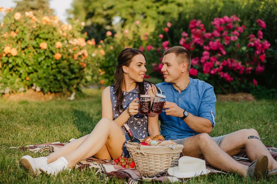 Wedding photographer Yuliya Zaruckaya (juzara). Photo of 19 July 2018