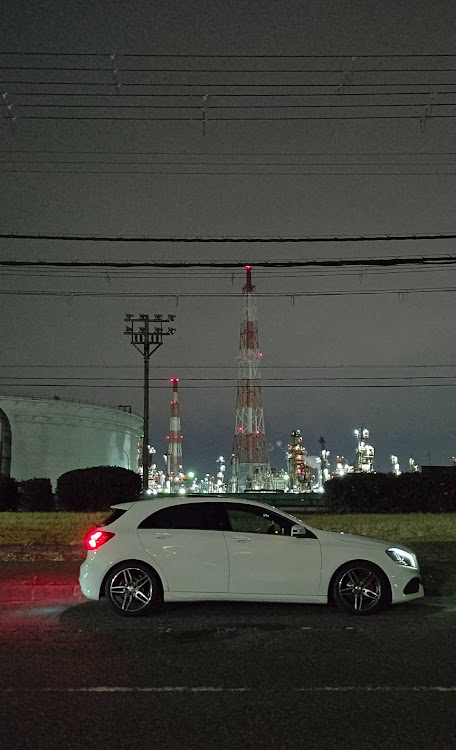 Aクラス ハッチバックのCTの皆さんいつもイイネ＆コメありがとう・メルセデス・ベンツ・工場夜景と愛車・2月もよろしくお願いします・ドライブに関するカスタム事例の投稿画像3枚目