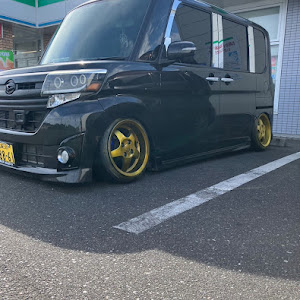 タントカスタム LA600S