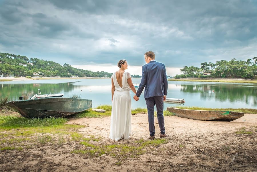 Fotógrafo de bodas Adrien Gil (kameras). Foto del 14 de abril 2019