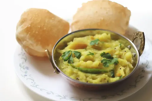 Poori With Bhaji