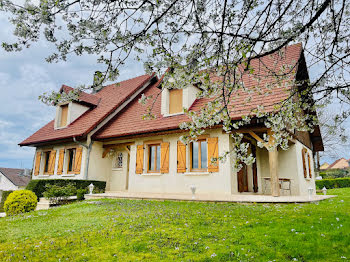 maison à L'Isle-sur-le-Doubs (25)