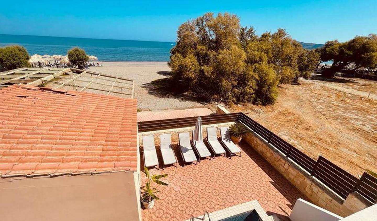 Villa with pool and terrace Chania