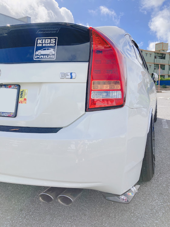 プリウスのコロナ4ね🖕🖕・コロナが憎い・体調下降中・#沖縄・#USDMに関するカスタム事例の投稿画像1枚目