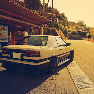 カローラレビン AE86