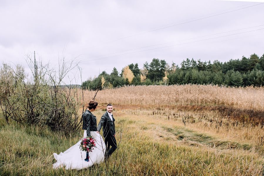 Fotógrafo de casamento Yuliya Yaroshenko (juliayaroshenko). Foto de 12 de abril 2018