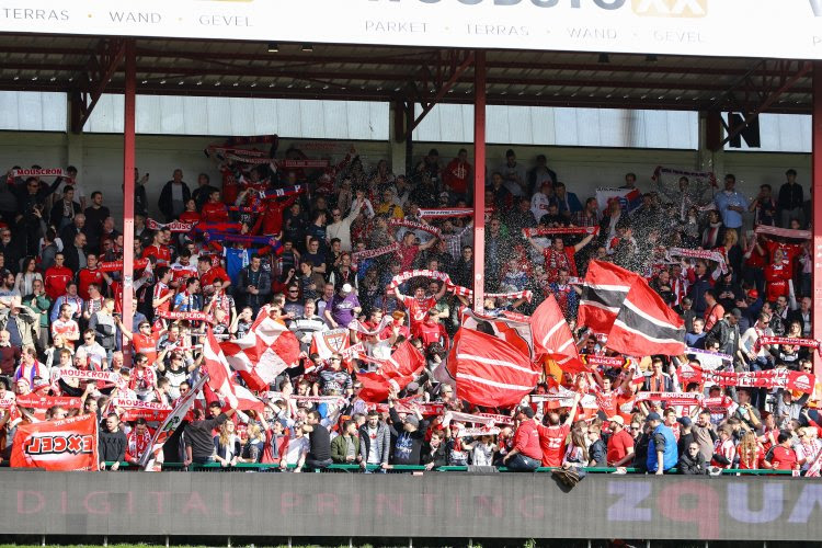 Quand les supporters mouscronnois trollent Westerlo