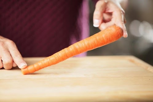 To skin a carrot, tilt t