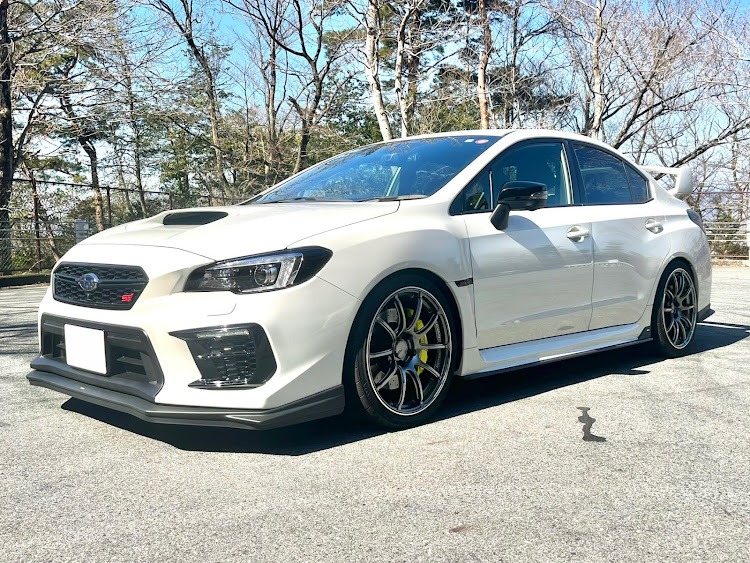 WRX STIの愛車の好きな角度・WRX STIに関するカスタム事例の投稿画像2枚目